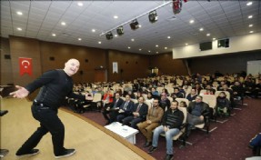 Sultangazi´de ´Yavuz Seçkin´le Öğrencilere Stand-up Eğlencesi