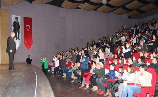 Büyükçekmece´de ?Atatürk geldi? İzdihamı