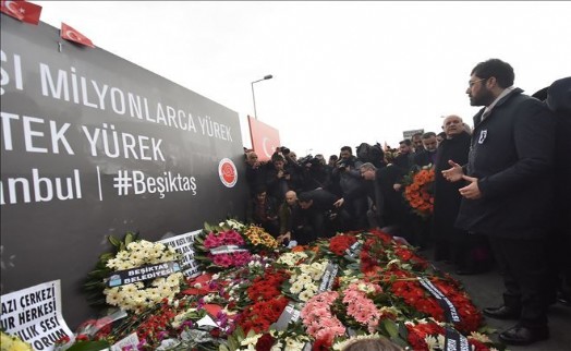 BAŞKAN HAZİNEDAR, KONSOLOSLARLA ´TERÖRE DUR!´ YÜRÜYÜŞÜ DÜZENLEDİ