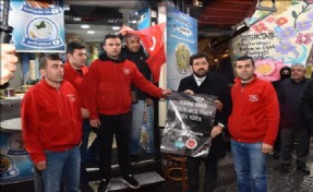 HAİN TERÖR SALDIRISINI BAŞKAN HAZİNEDAR ÇARŞI ESNAFIYLA BİRLİKTE KINADI!