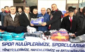 AVCILAR, İBB İLE MALZEMEYE DOYDU