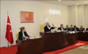 Büyükçekmece Belediye Meclisi Şehitler İçin Tek Yürek Oldu