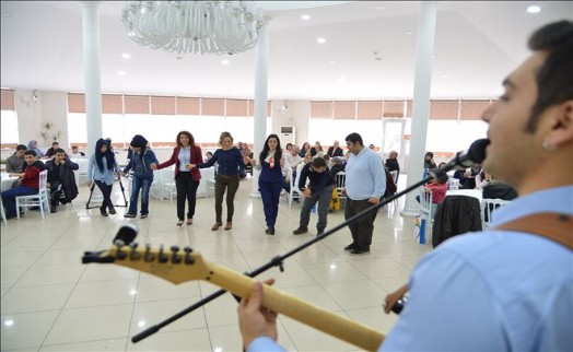 ENGELLİ VE YAŞLILAR HEP BİRLİKTE EĞLENDİ