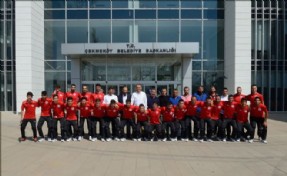 ÇEKMEKÖYSPOR LİG BİTİMİNE 4 HAFTA KALA ŞAMPİYONLUĞUNU İLAN ETTİ