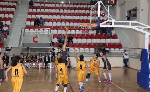 ÇEKMEKÖY´DEN KOLAY GALİBİYET