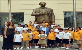 Başkan Akgün: 'Medeniyetin Yolu Çağdaş Eğitimden Geçer'