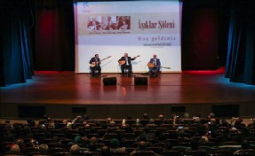 AŞIKLAR KARDEŞLİK TÜRKÜLERİ SESLENDİRDİ