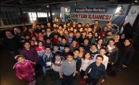 Bağcılarlı Öğrenciler Kocaeli Bilim Merkezi´ni Ziyaret Etti