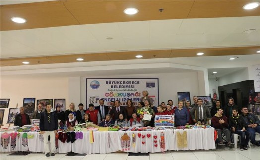Engelli İzcilerin Eserleri Atirus´ta Sergilendi