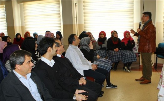 Başakşehir Belediyesi, Gençleri Yazarlarla Buluşturuyor