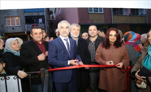 KAĞITHANE BELEDİYESI´NDEN TÜRKMENLERE YARDIM ELİ