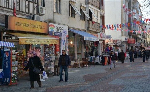 Büyükçekmece´de Tabela Kirliğine Geçit Yok