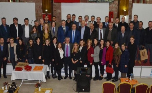 IŞIKLAR MUHASEBECİLERİN ÖDÜL TÖRENİNE KATILDI