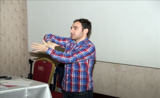 Esenyurt Belediyesi´nden ?Engelsiz Hizmet İçin Eğitim?