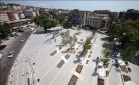 KÜÇÜKÇEKMECE MEYDAN´A YENİ DÜZENLEME