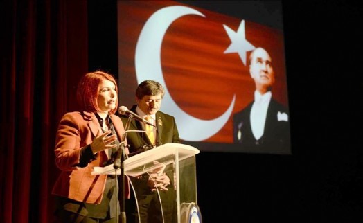 'SANATLA BULUŞMAK ENGELLENEMEZ'