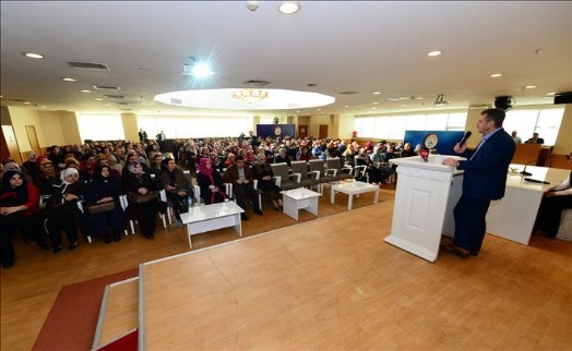 GAZİOSMANPAŞA´DA ?BESLENMENİN PÜF LOKMALARI´ SEMİNERİ