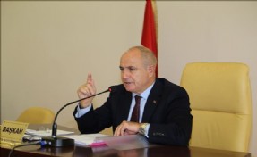 Akgün: 'Eğitim ve Araştırma Hastanesi Şart!'