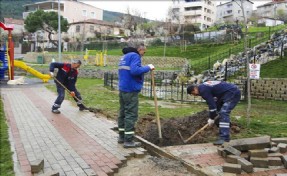 MALTEPE´DE PARKLARA BAHAR GELDİ