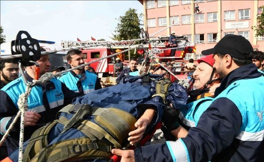 Bağcılar´da Yangın Tatbikatı Nefes Kesti