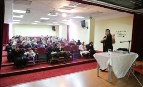 ´Nazlı Özburun´ Başakşehir Bilgievi Söyleşilerine Katıldı