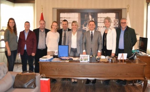 DERNEK YÖNETİMLERİNDEN IŞIKLAR´A ZİYARETLER