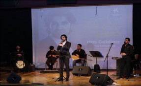 KÜÇÜKÇEKMECE´DE SERDAR TUNCER´DEN ŞİİR ZİYAFETİ