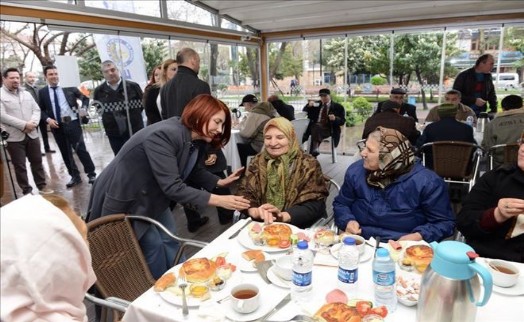 'Büyüklerimizi Saymak Üzere Ant İçen Bir Ulusun Evlatlarıyız'