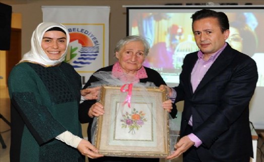 Yaşlılara Saygı Haftası´nda Tuzla´da Kuşaklar Buluşması Renkli Görüntülere Sahne Oldu
