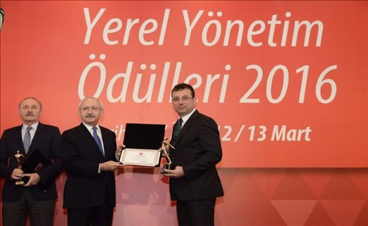 BEYLİKDÜZÜ BELEDİYESİ´NE KENTSEL GELİŞİM DALINDA ÖDÜL
