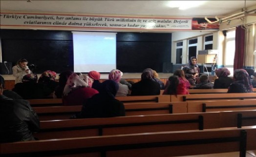 ESENYURT BELEDİYESİ´NDEN SAĞLIKLI BESLENME SEMİNERİ