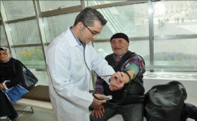 Gaziosmanpaşa Belediyesi´nden Vatandaşlara Ücretsiz Tansiyon Taraması