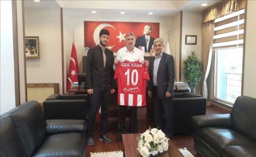 Çatalca´da Gençlerden Anlamlı Turnuva