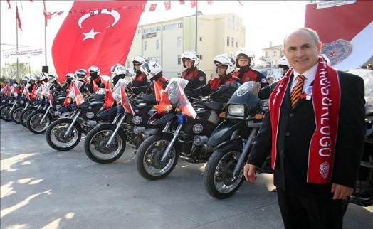 Akgün: 'Polis, Huzurun ve Güvenliğimizin Teminatıdır'