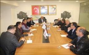 BEYLİKDÜZÜ´NDE HAVAİ ELEKTRİK HATLARI YER ALTINA İNİYOR