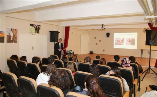 ŞİLE BELEDİYESİ´NDEN ÖĞRENCİLERE HAYVAN SEVGİSİ EĞİTİMİ