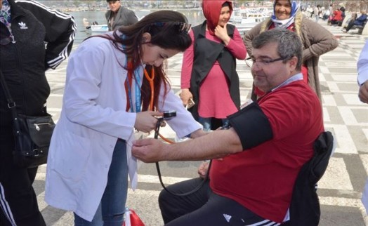 SİLİVRİ SAHİLİNDE SAĞLIKLI YAŞAM VE HAREKET KONTROLÜ