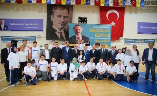 BAYRAMPAŞA BELEDİYESİ´NDEN ?OKÇULUK´ HAMLESİ