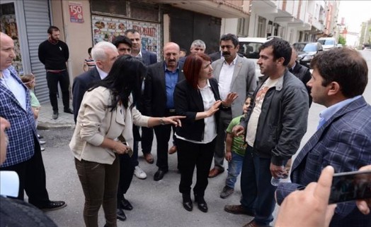 YANGIN MAĞDURU AİLELERE BELEDİYE DESTEĞİ