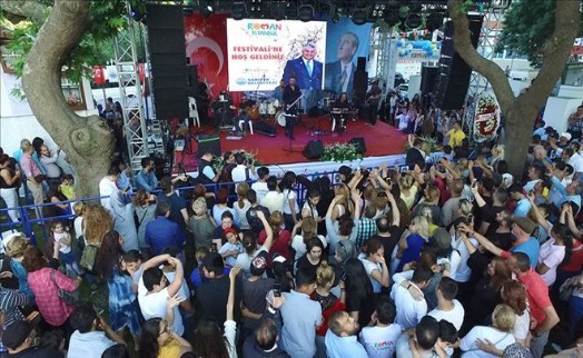 SARIYER´DE 'ROMAN İSTANBUL ŞENLİĞİ' RÜZGARI