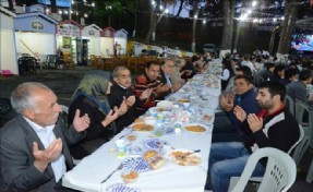 İLK İFTAR, BARIŞ, HOŞGÖRÜ VE HUZUR ALANI İSTİNYE´DE BAŞLADI