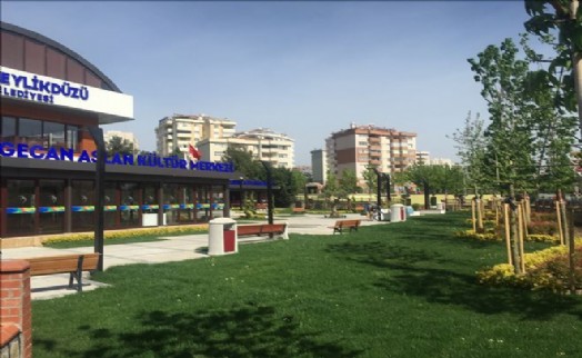 BEYLİKDÜZÜ, YENİ PARKLARINA KAVUŞTU
