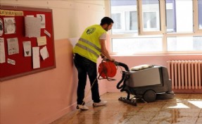 Eğitim Kenti Tuzla´da Okullar Tuzla Belediyesi Tarafından Temizleniyor