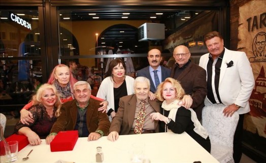 KÜÇÜKÇEKMECE´DE YEŞİLÇAM GECESİ