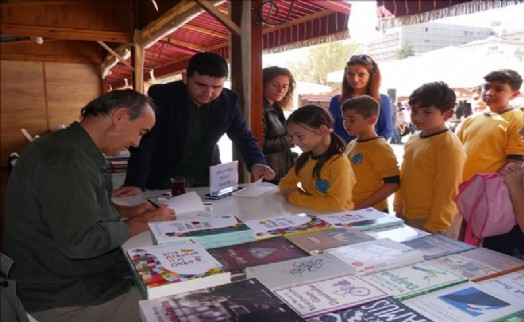 Minik Kitapseverler Büyükçekmece Kitap Günleri´ne Akın Etti