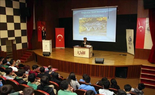 ?Yazar Yıldırım Ağanoğlu: ?Balkanlar Bir Toprak Kaybı Değil Vatan Kaybıdır?