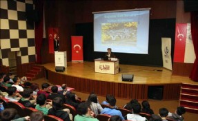 ?Yazar Yıldırım Ağanoğlu: ?Balkanlar Bir Toprak Kaybı Değil Vatan Kaybıdır?
