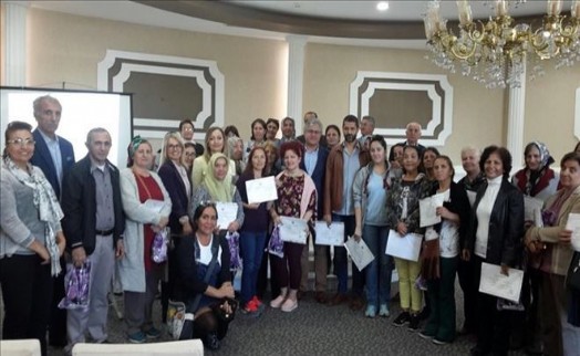 AVCILAR BELEDİYESİ´NDEN EVLİLİK VE YAŞAM OKULU