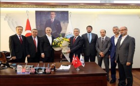 İLÇE MÜFTÜLÜĞÜNDEN BAŞKAN KILIÇ´A ANLAMLI ZİYARET