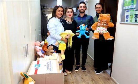 Kumbarada Toplanan Oyuncaklar Köy Okullarına Gönderildi